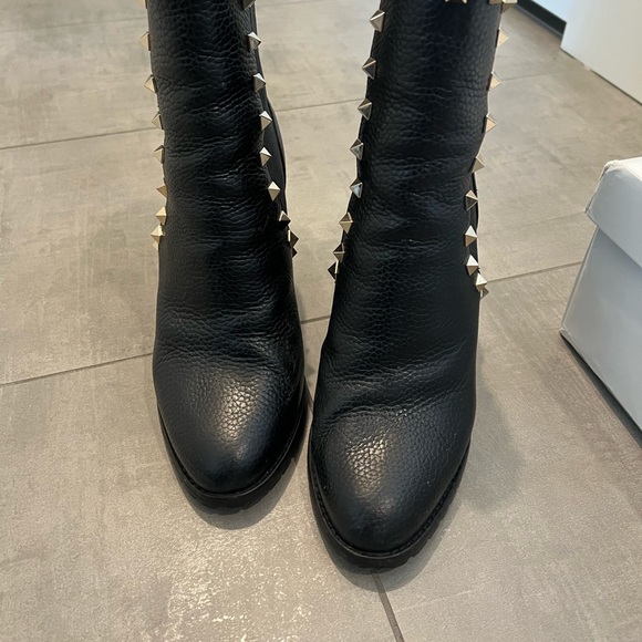 Valentino Rockstud Accents Leather Chelsea Boots - Picture 4 of 10